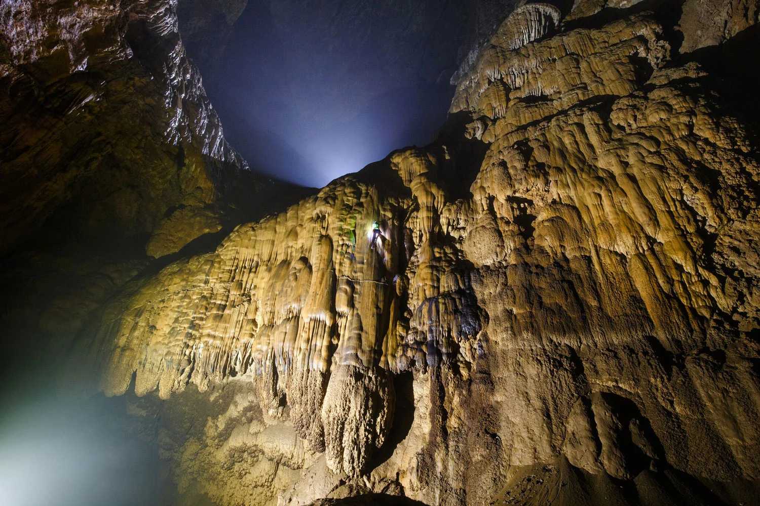 son doong cave boat tour