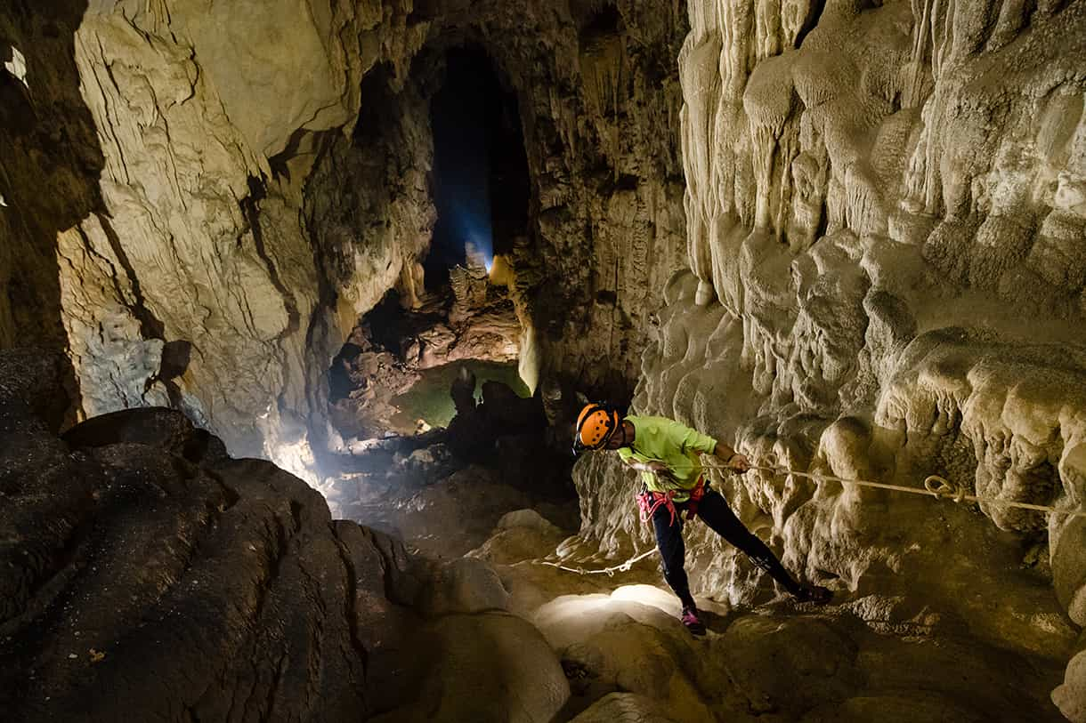 Hang Son Doong - World's largest cave • Oxalis Adventure