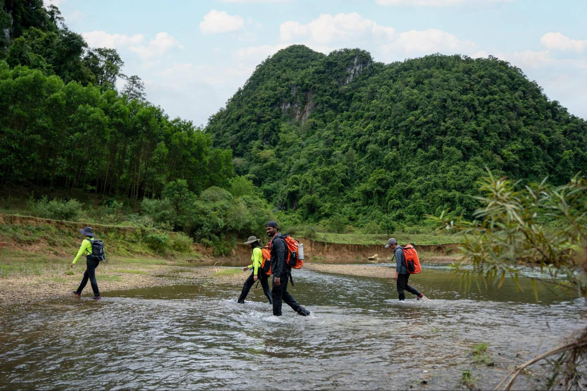 With the impact of Son Doong Cave, other areas in Phong Nha and Tu Lan have also attracted visitors.