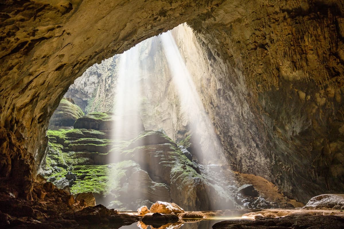 The sunbeam through Doline 1 is a moment highly sought after by photographers.