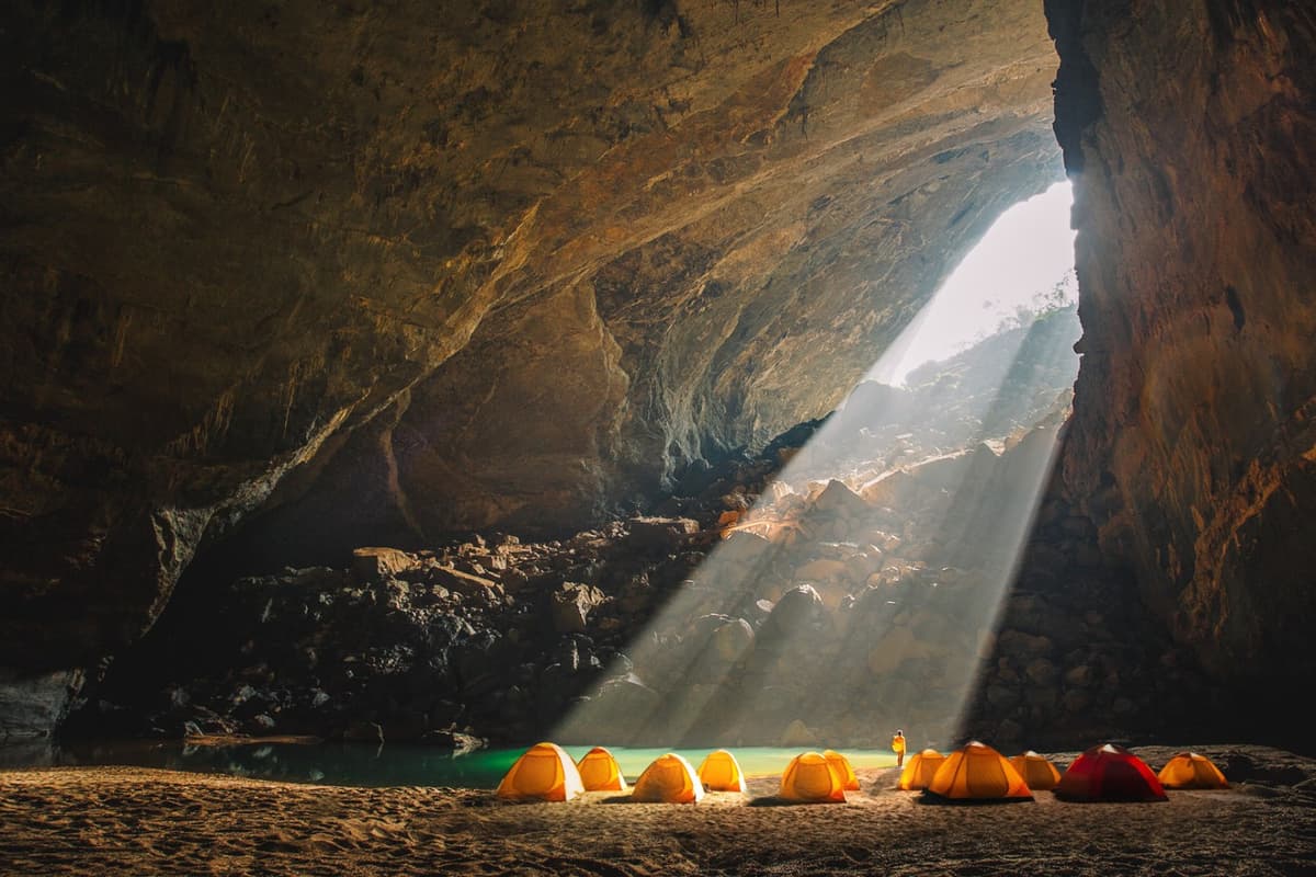 Hang Én campsite – the first campsite on the Son Doong Expedition journey.