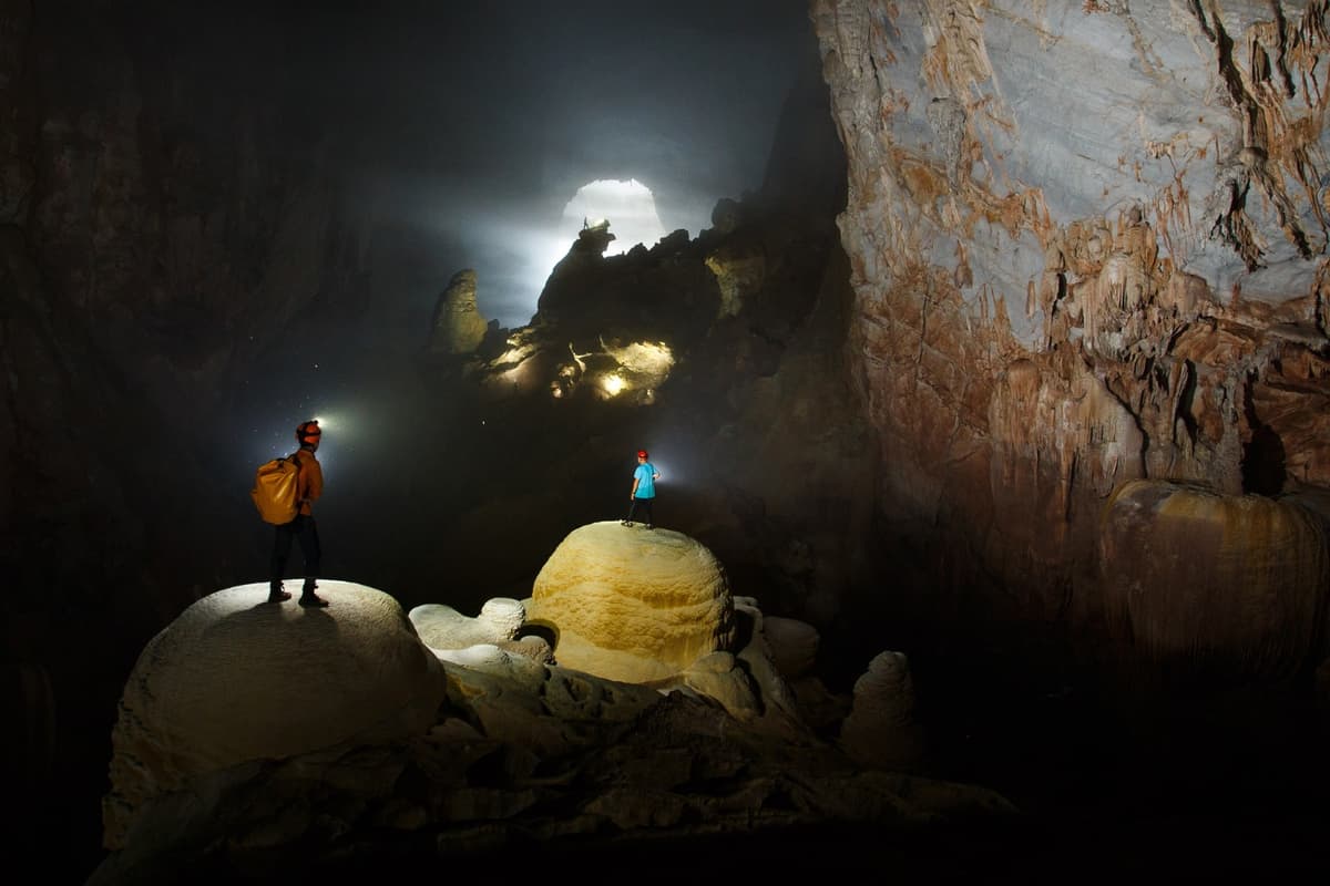 Vị trí của măng đá này là giữa khu vực mang tên Hope & Vision và Doline 1 trong Sơn Đoòng