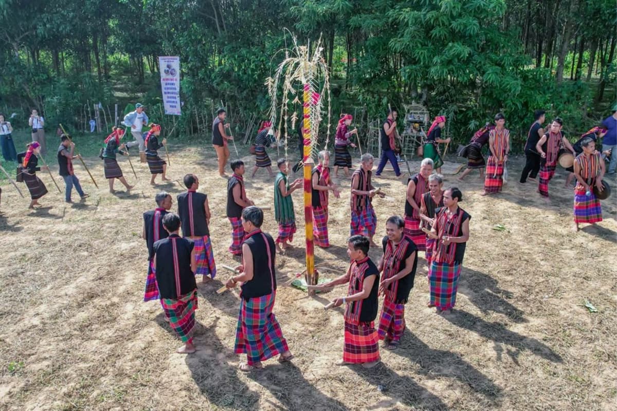 The Bru-Van Kieu people of Ban Doong Village